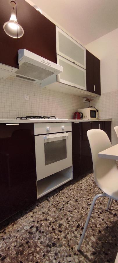 Ferienwohnung Casa Dante Riva del Garda Exterior foto